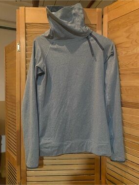 Women’s Gray High-Neck Pullover Sweater